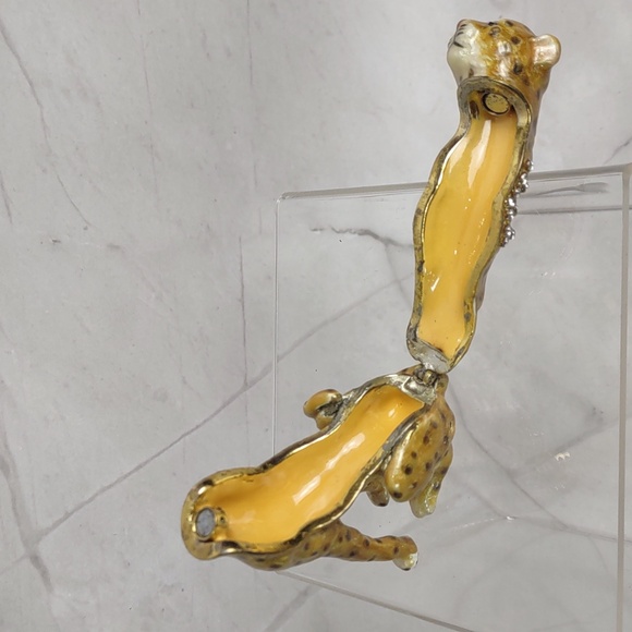 Enamel Cheetah Trinket Box - Picture 5 of 7